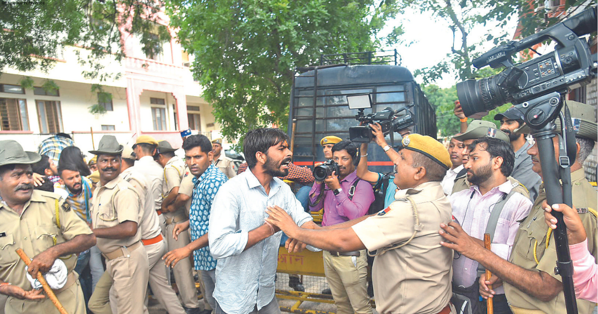 NSUI clash with police at RU